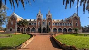 canning stock route tag along tours